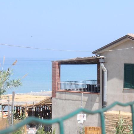 Waikiki Beach Apartments سانتا ماريا دي كاستيلاباتي المظهر الخارجي الصورة